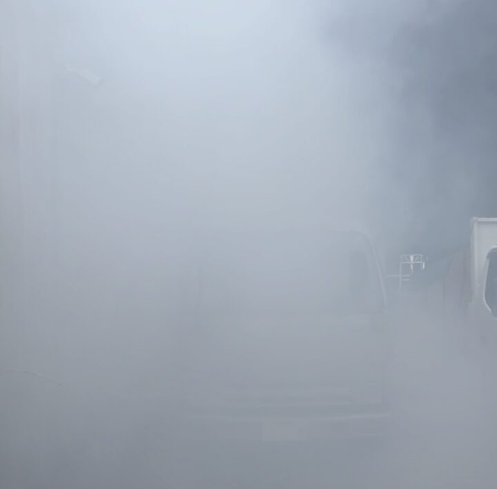 中古で購入した車両を一旦きれいにクリーニングして欲しかった（福岡県大野城市・小型トラックいすゞ自動車エルフ）の画像